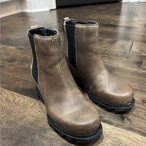 Sorel Brown Winter & Rain Boots